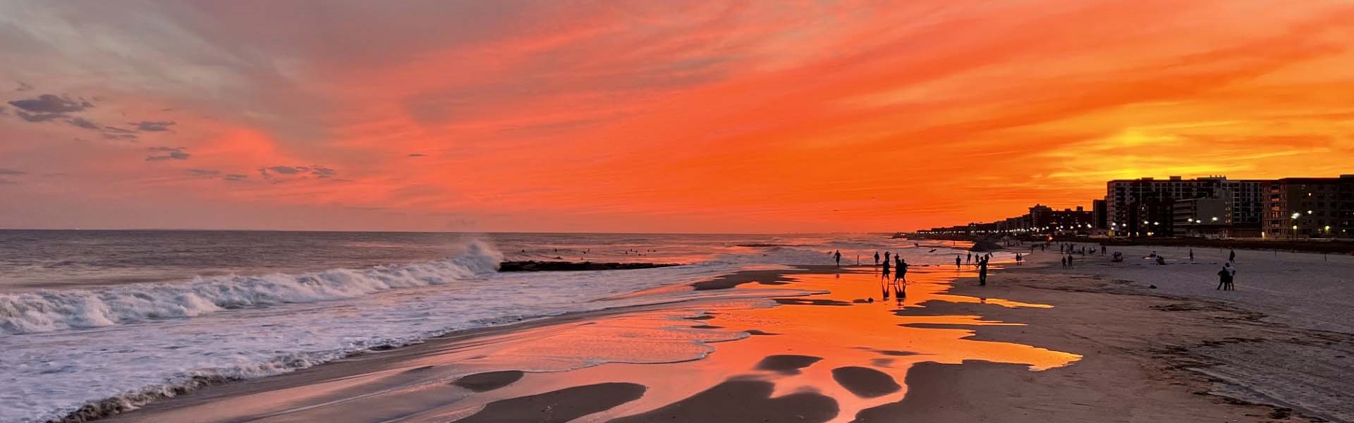 Desde Long Beach, los atardeceres neoyorquinos tienen otro ritmo: más cálido, más lento, más inolvidable. Foto de la Web