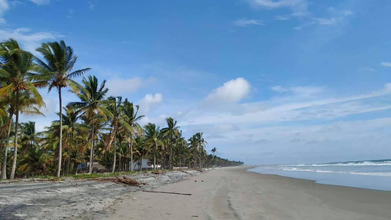 Isla Portete, Esmeraldas.Un paraíso natural que refleja la riqueza ecológica del norte costero y el espíritu resiliente de sus comunidades.