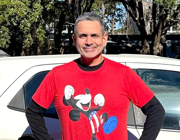 Tomás López, protagonista del nuevo episodio de En Palabras Simples, relata cómo un diagnóstico de cáncer transformó su vida y sus prioridades.