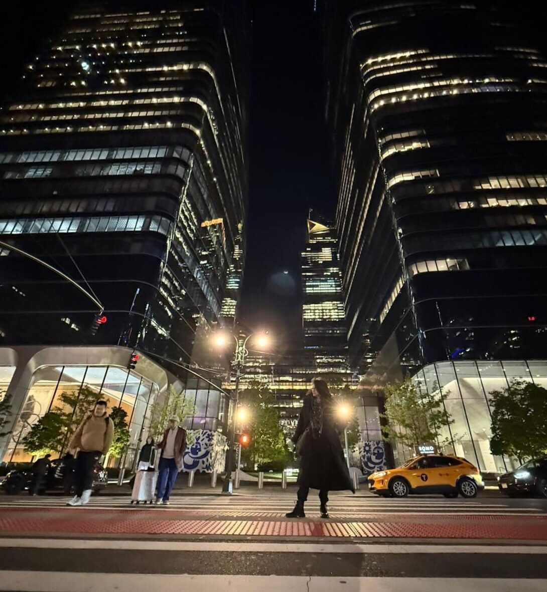En Manhattan, el ritmo laboral y la velocidad de la ciudad muchas veces terminan mezclándose con la identidad personal. Foto: Humberto Olivero