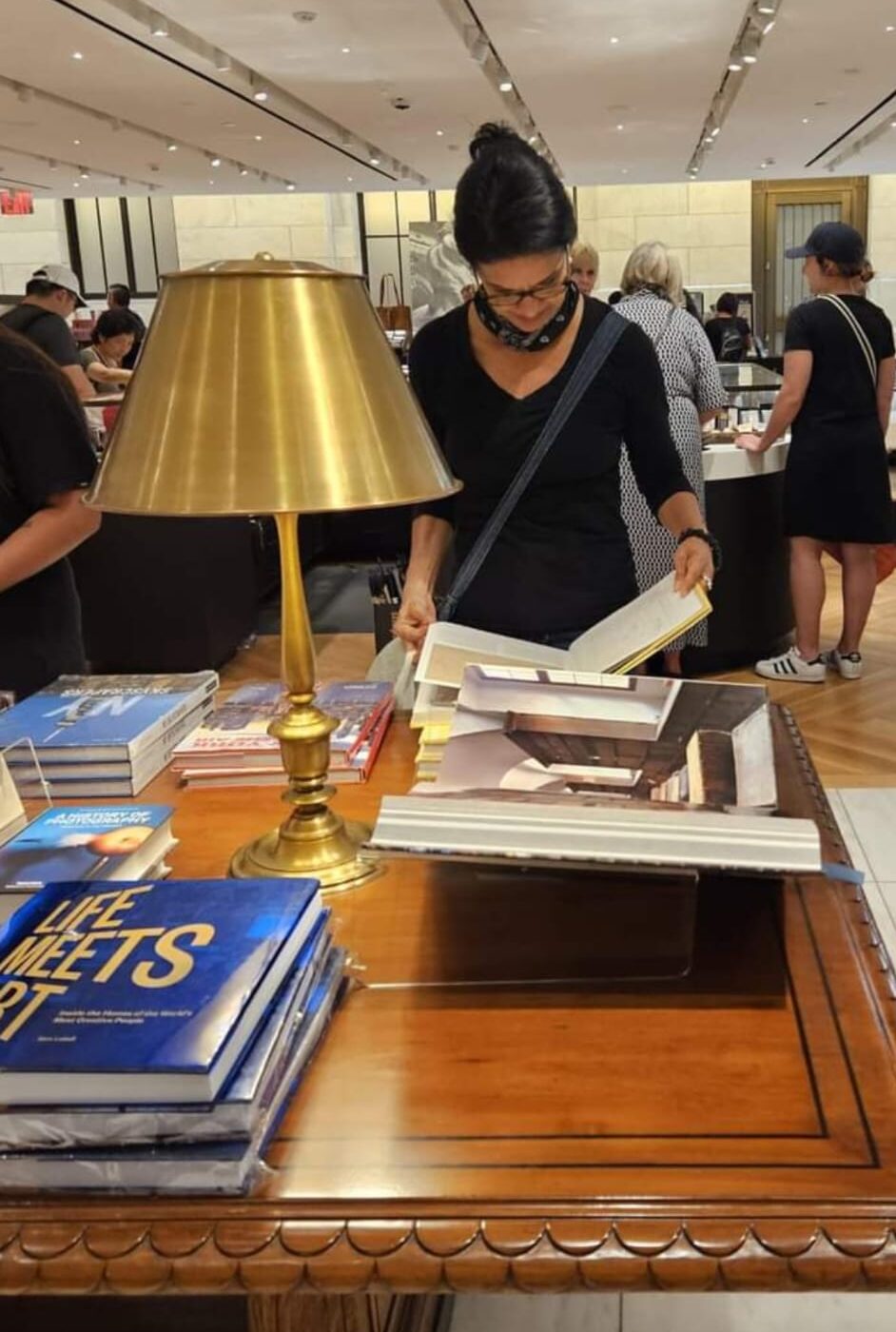La Biblioteca Pública de Nueva York (New York Public Library) constituye uno de los principales espacios de consulta documental utilizados durante el desarrollo de la investigación periodística Gobernar Nueva York. Fotografía: Olga C. Guerra Pizarro | Archivo documental de la investigación periodística Gobernar Nueva York – El Costanero.