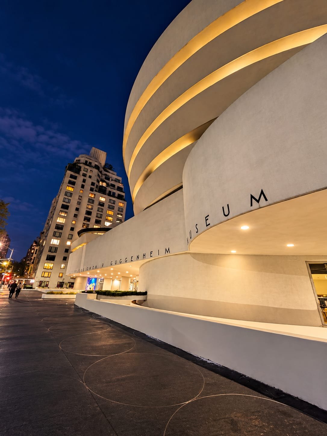 El Solomon R. Guggenheim Museum forma parte de la amplia infraestructura cultural de Nueva York, donde grandes instituciones conviven con organizaciones, proyectos y espacios culturales de muy distinta escala. Foto: Olga Guerra / Archivo El Costanero.